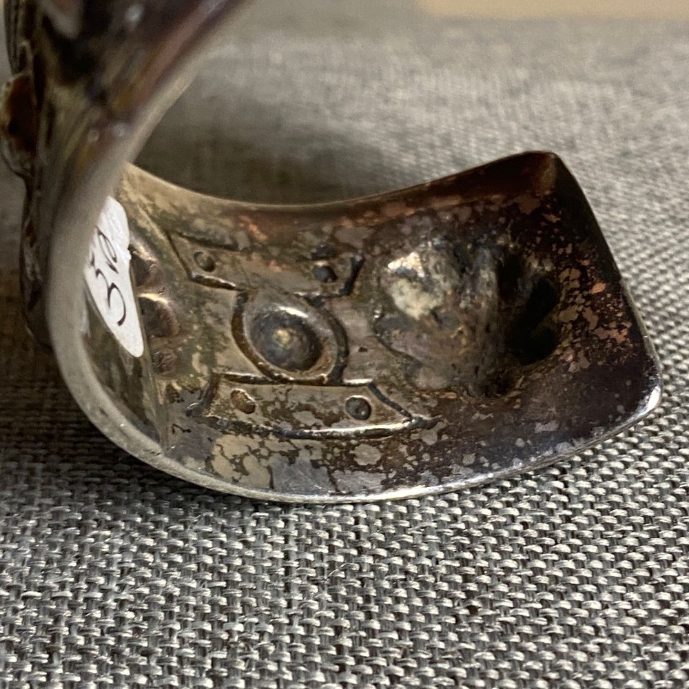 Antique Repousee Silver Bracelet (61.6 grams) - Picture 10 of 14